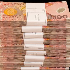 NZD $100 Bills